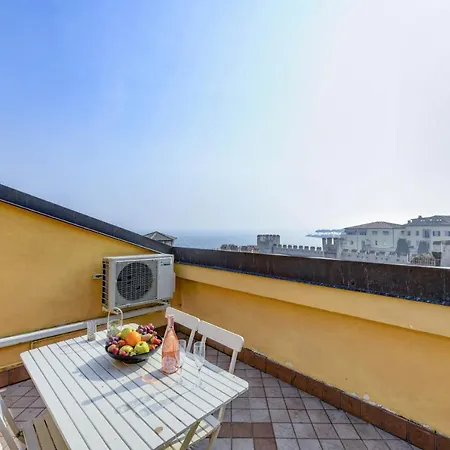 Sunset Apartment Home & Terrace Sirmione Buitenkant foto